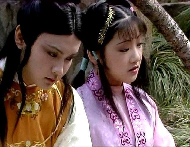 宝钗$难怪黛玉和宝钗竞争失败,放风筝时,就已经说出了她的归宿