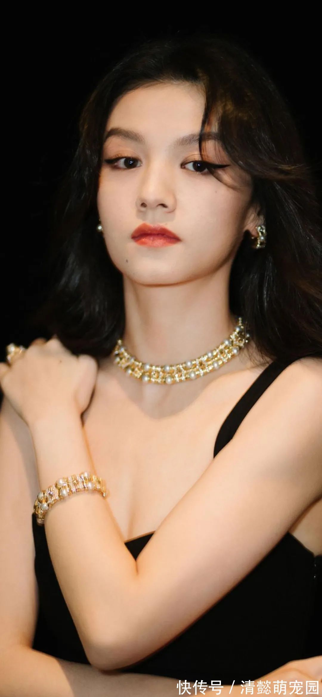 如喪|神仙·壁紙丨人之所以傷心,是因為看得不夠遠