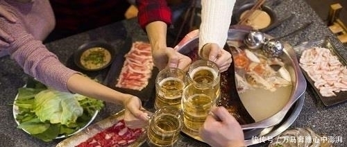 70年代“下馆子”,和现在去饭店吃饭有什么区别差距一目了然