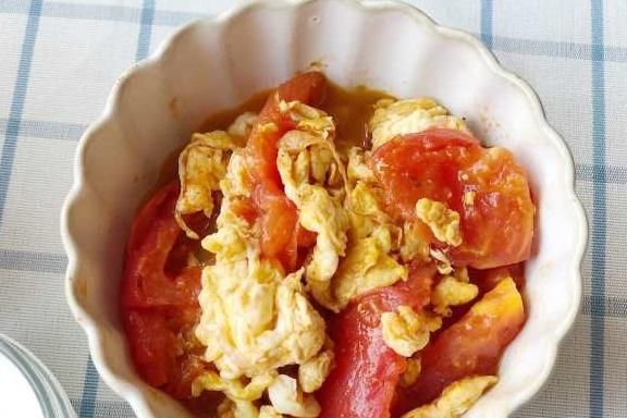 营养均衡|夏季，一家三口的早餐，连续7天不重样，营养均衡，网友：想蹭饭