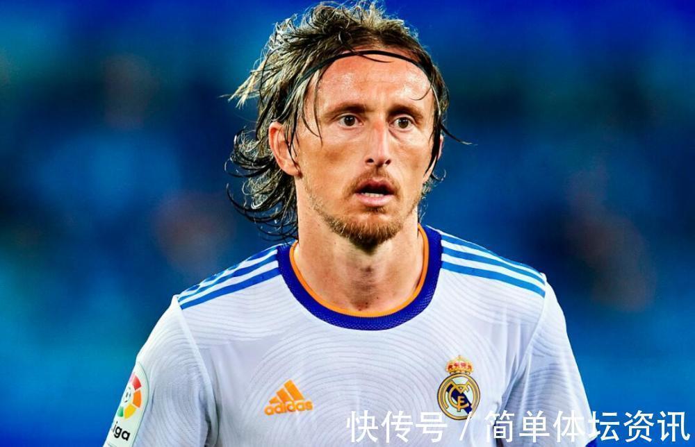 欧冠|金球先生值得!36岁皇马巨星再获犒赏,C罗拉莫斯也望尘莫及