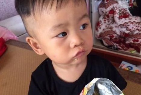 不要再给孩子吃“2种饭”了,会给肠胃增加负担,影响孩子发育