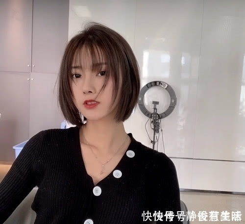 仙女|脸大的你，别总留齐刘海，这几款''仙女发型''了解下，时髦又显瘦