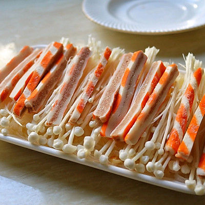 金剁椒蒜蓉蒸粉丝金针菇