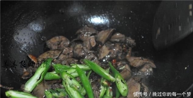 维生素|夏天到了多吃它,蚊子不咬、虫不叮,连花露水都省了