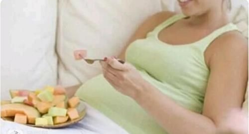 孕吐|胎儿那么大,孕妇的内脏都跑哪了?看完这张图网友表示:心疼女人