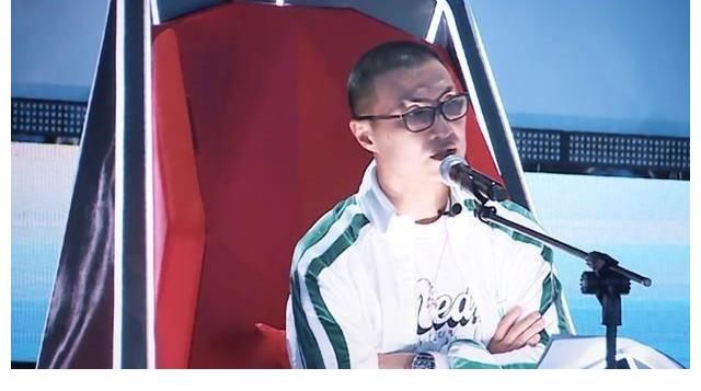 私教课|汪峰私教课太严厉,壮煜亮一个字音没有唱对被怼,女学员被说哭