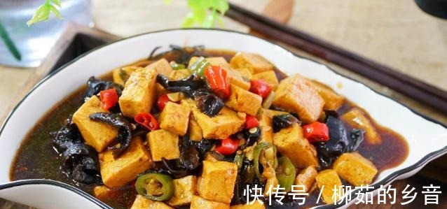 鹌鹑蛋|中秋节，少不了一桌家宴菜，精选的10道菜品，不光好吃颜值还高！