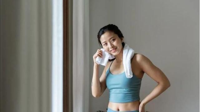 最长脂肪的食物,不是炸鸡,相当于“吃油”,馋嘴的人要管住嘴巴