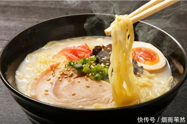 那些最难吃的6大地方特色小吃,名气还很大,你旅游吃过几样?