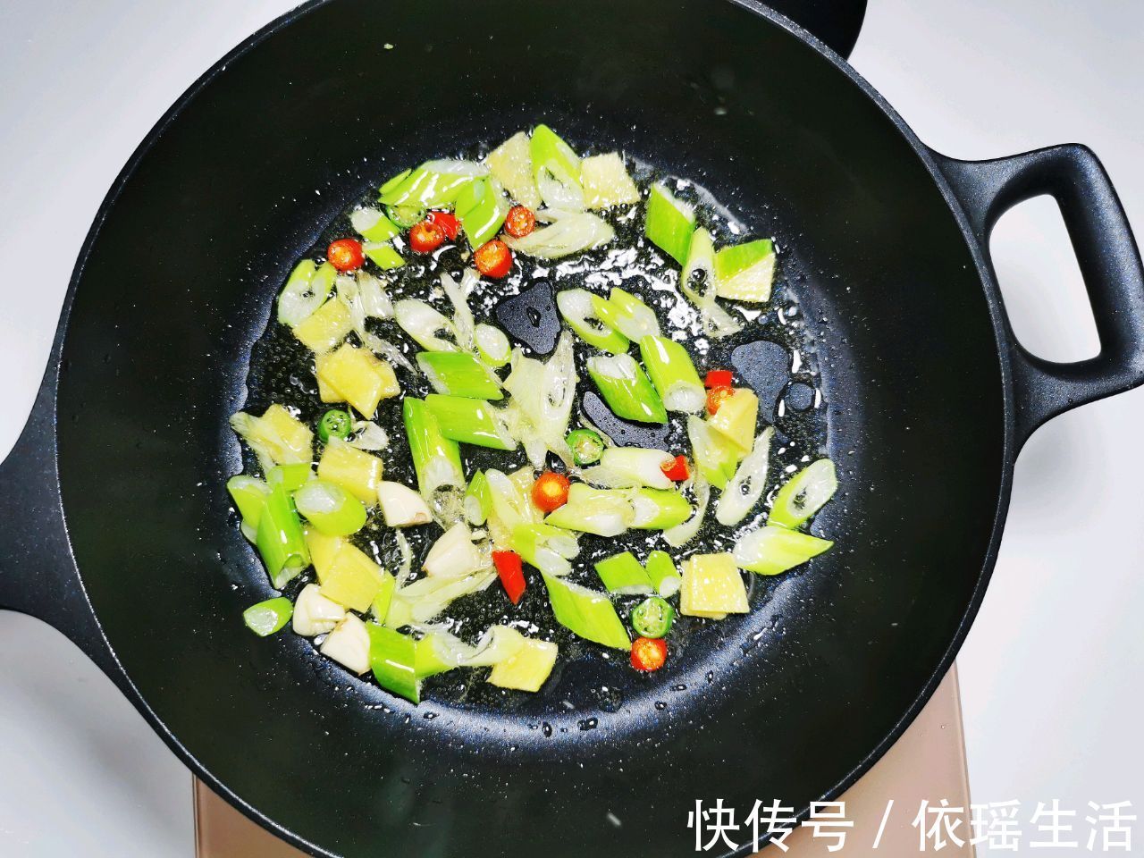 调料包|夏季开胃菜酸汤肥牛,营养健康,美味可口