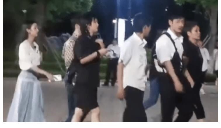 中餐廳5|《中餐廳5》合伙人外出，周也周震南身形纖細，哪知姚安娜成焦點