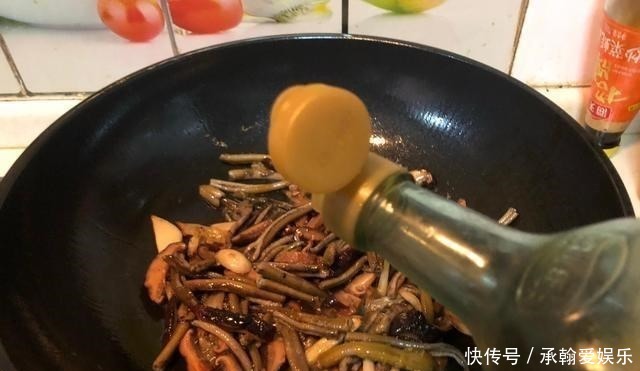 鳝丝量少就加上它一起炒,不仅能以假乱真充充数还荤素搭配两全了