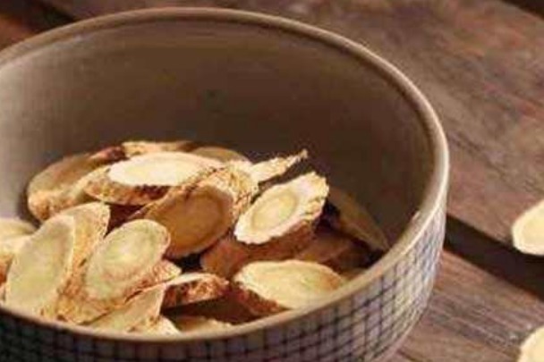 益气固表|每天黄芪泡水喝,半个月后身体变化很大,身体检验报告脱胎换骨!