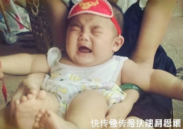 宝宝|到底能不能把屎把尿?没有标准答案,但这是我听过最合理的建议