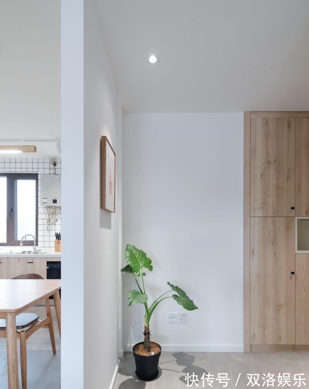 电视机|105平现代风婚房,清静淡雅温馨舒适,不到5个月就全部完工