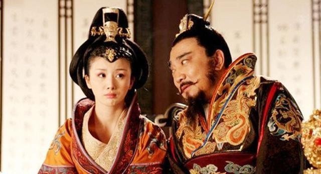 高洋|皇帝临死前交代弟弟,皇位传给你别动你皇嫂,弟弟:走着瞧!