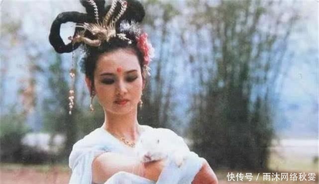 玉帝|猪八戒位居天蓬元帅,只是调戏了下嫦娥,为何就被玉帝严惩?