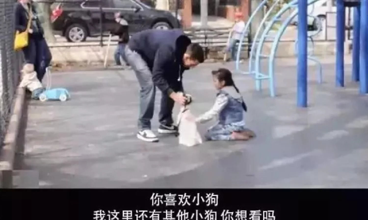 电梯|爸爸每天早早的去幼儿园接孩子，听了儿子说的话之后，妈妈不淡定了