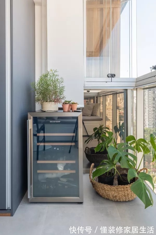 装修|房子买得好,装修没烦恼,80㎡不大,简约装修越看越舒适,减压