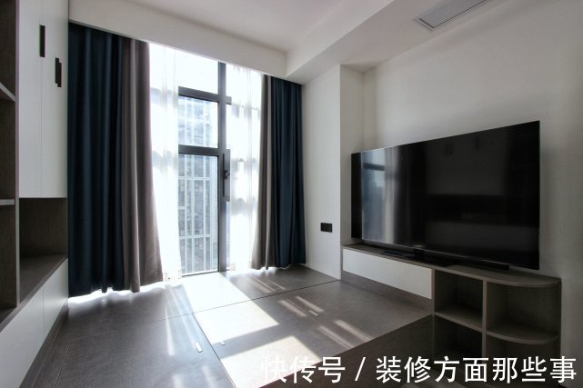 光影|110平复式现代风格,提升空间的“高级感”