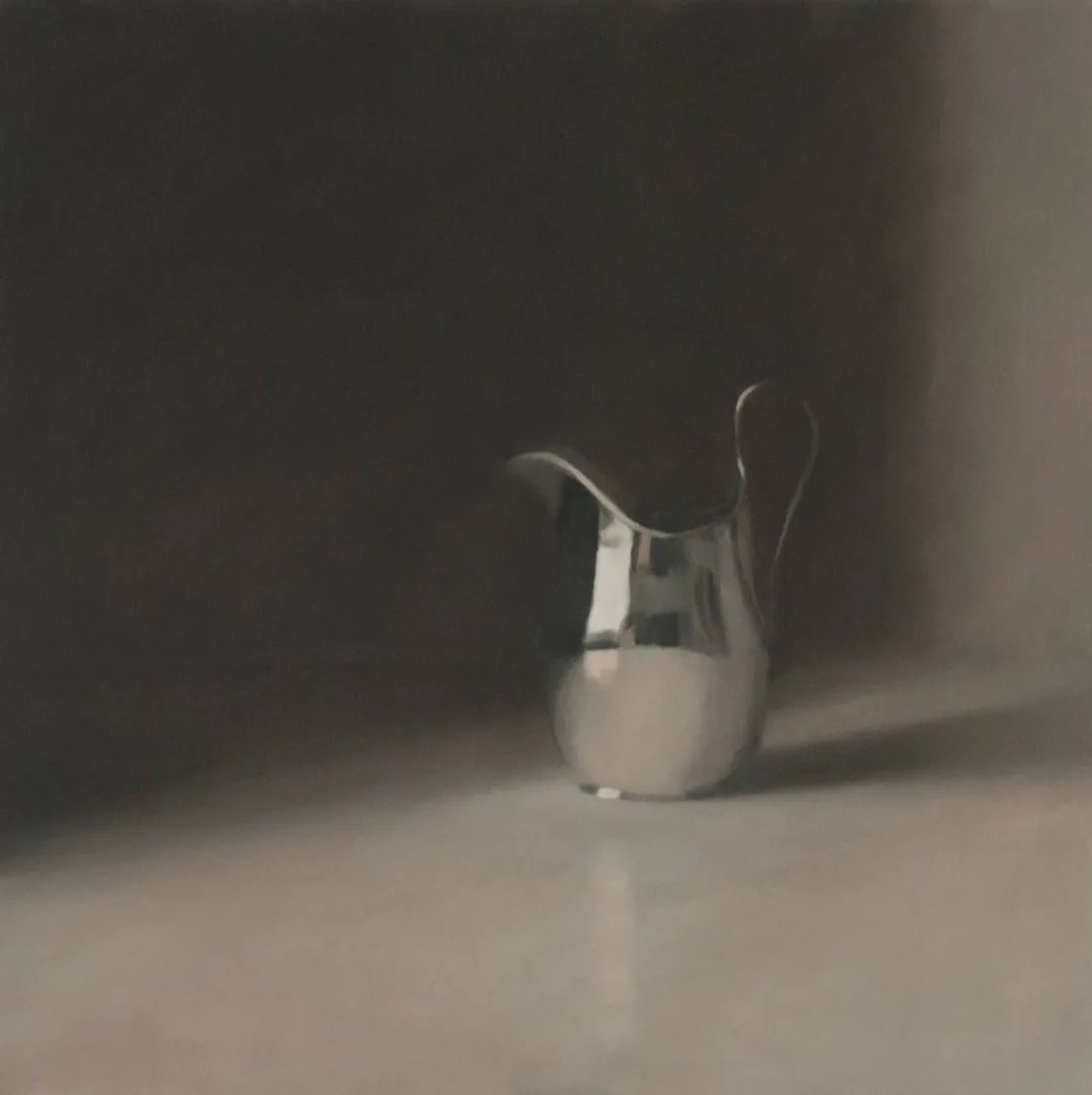 孤独感#柔和的光影和质感,她的静物画散发着一种孤独感!