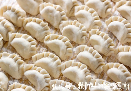 用此蔬菜包饺子，比韭菜馅好吃，一次能吃两大盘，真叫一个香