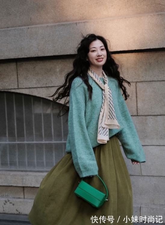 衬衫|我们只需要叠穿一件衬衫,就能提升造型的档次感