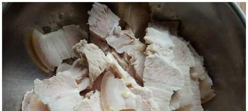  洋葱|坚持吃这“菜”，降血压防血栓，每周吃2次，血管也干净！