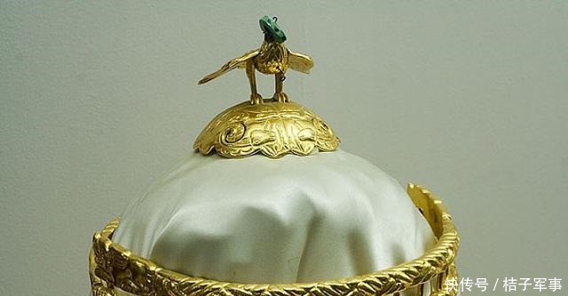 国宝|老人无意间发现的金器,送去银行卖钱,专家差点毁了稀世国宝