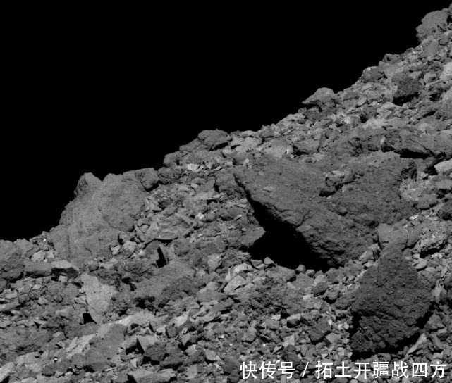 siri 小行星Bennu上发现复杂情况,NASA科学家现在只做一件事