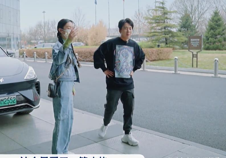 综艺|谁说真人秀没剧本?李雪琴一个搬运镜头,来回NG三次