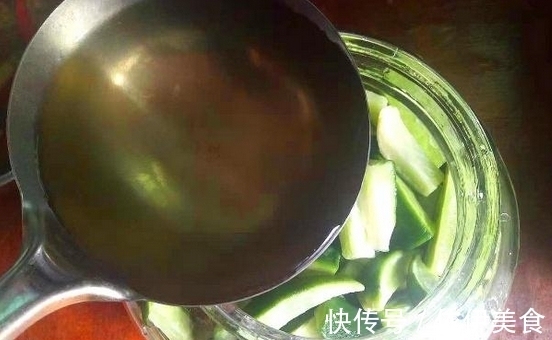 开胃|秋天的萝卜最鲜嫩，教你一招腌着吃，开胃又下饭，便宜又营养