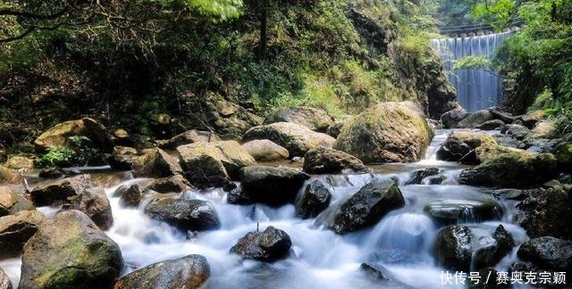 浙江藏着一处秘境，被称为“江南第一名山”，潭水清澈犹如九寨沟