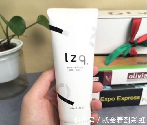 茶树精油|“直播间”推荐的护肤品再也不敢买了!全是智商税!满脸痤疮!