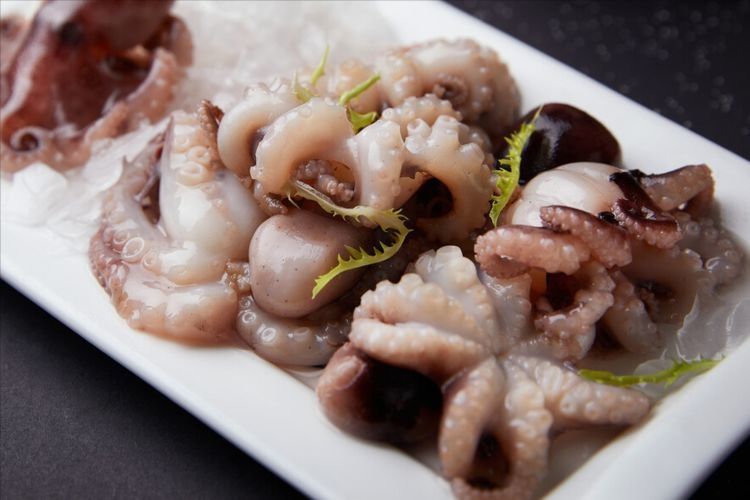 煮八爪鱼，别等水开再下锅，不然嚼不动，渔民教你3招，鲜香爽脆