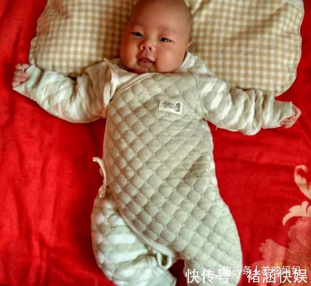 衣服|你还在给新生儿穿“连体衣”父母别再犯傻,这衣服才让娃最舒服