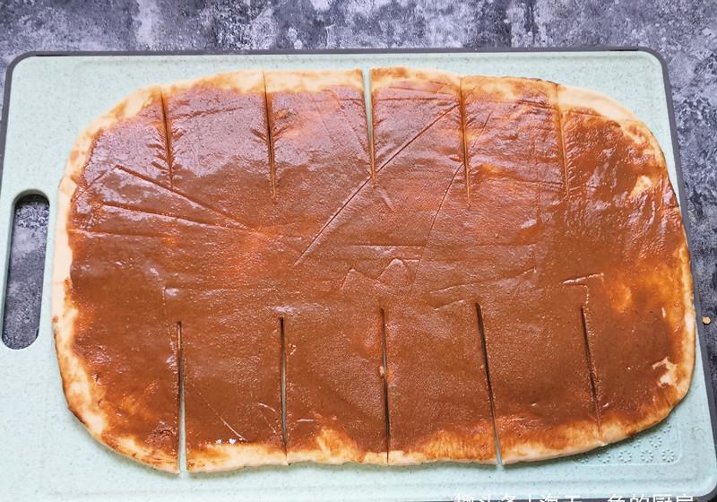 想吃麻酱千层饼不用排队买,在家做简单易学,外焦里软好吃