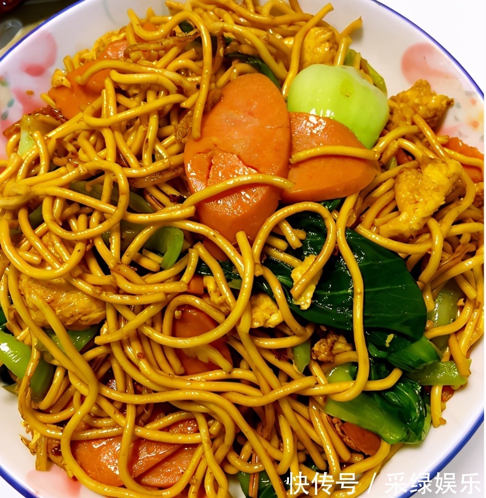 吃一次就上瘾的番茄炒面,好吃到舔盘,开胃还解馋,酱汁儿浓郁