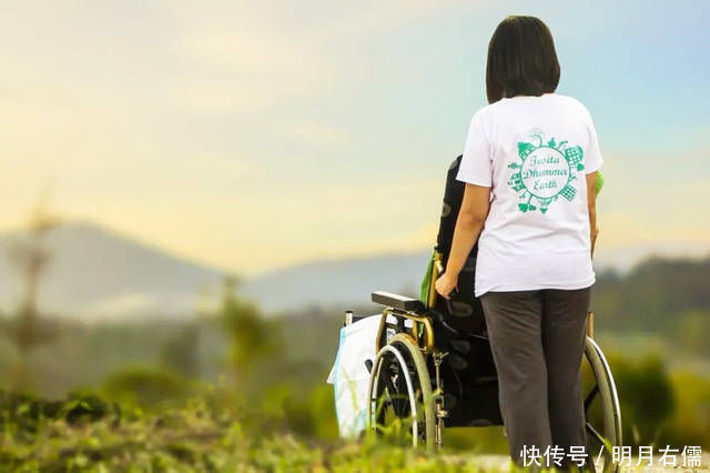 俗语“四十莫管两事,五十莫管两人”,老祖宗的忠告,受用无穷