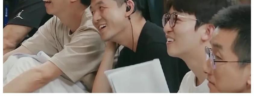 宋祖儿|宋祖儿当众吐槽《跑男》的游戏规则太繁琐，导演的回应令人意外