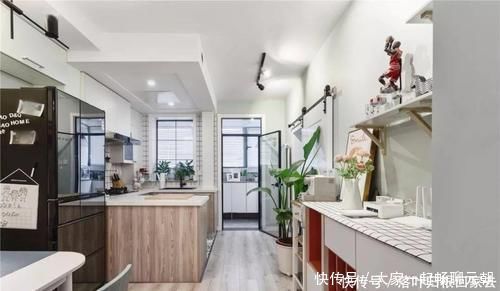 客厅|70㎡塞下三张床，3㎡卫生间照样干湿分离，这个小户型太亮眼！