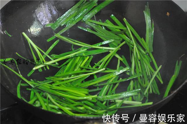 筷子|比花生米更香,比薯条更脆,3块钱做一大盘,清爽入味儿子吃嗨啦
