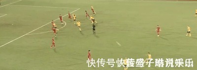 国足|看完越南对阵澳大利亚的比赛,真为国足捏把汗,武磊还是别首发了!