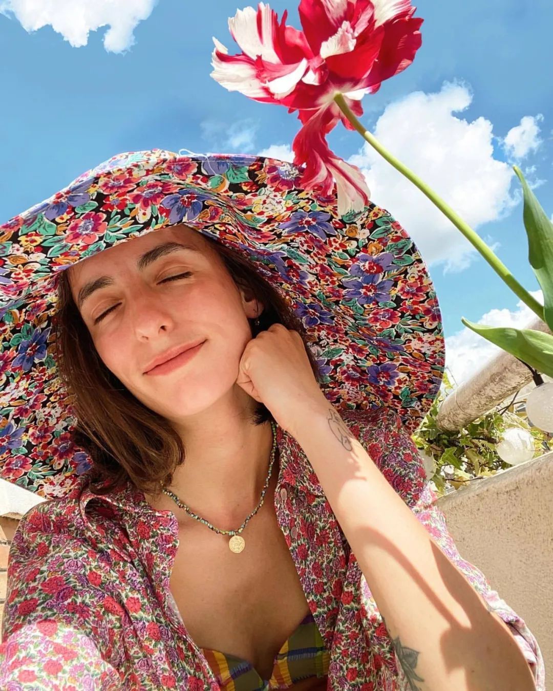 法式|法式上衣+高腰下装，今年夏天必火的组合