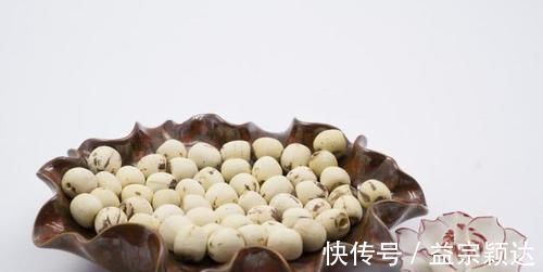 安神助眠|几物是失眠的“死对头”,睡前吃几颗,安神助眠,让你沾床就睡