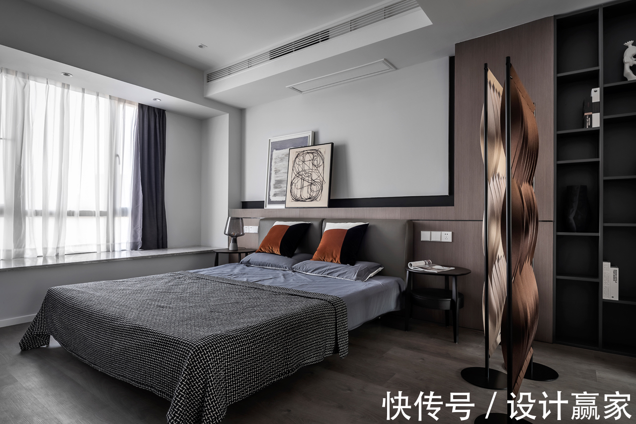 客餐厅|132㎡现代黑白灰，素雅极简的美学空间，冷暖色搭配恰到好处