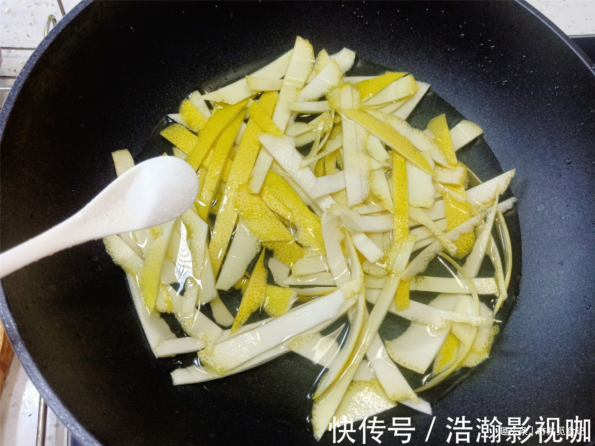 水果|这水果，果皮比果肉还宝贵，很多人当垃圾扔了，太可惜了