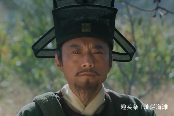 韩同音&此人与秦明是表兄弟,手持七十二斤大砍刀,力斩梁山五虎将