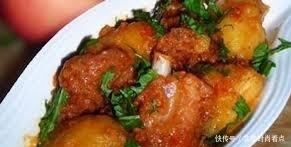 让大婶不手抖的食堂神菜!厨子脑洞大开,这下可苦了大学生们了!